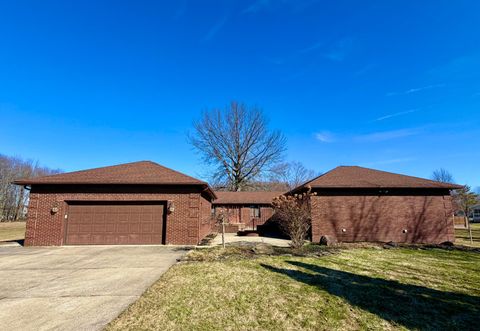 Homes For Sale - 15689 Prospect Road<br/> Strongsville, OH 44149