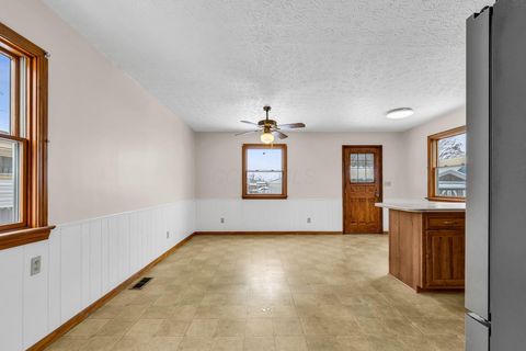 Tiny photo for 4212 Sexton Drive, Columbus, OH 43228 (MLS # 225044250)