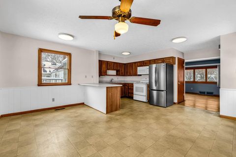 Tiny photo for 4212 Sexton Drive, Columbus, OH 43228 (MLS # 225044250)