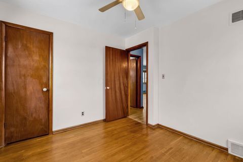 Tiny photo for 4212 Sexton Drive, Columbus, OH 43228 (MLS # 225044250)