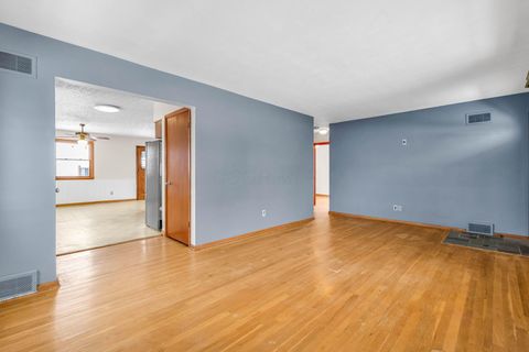 Tiny photo for 4212 Sexton Drive, Columbus, OH 43228 (MLS # 225044250)