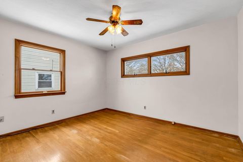 Tiny photo for 4212 Sexton Drive, Columbus, OH 43228 (MLS # 225044250)