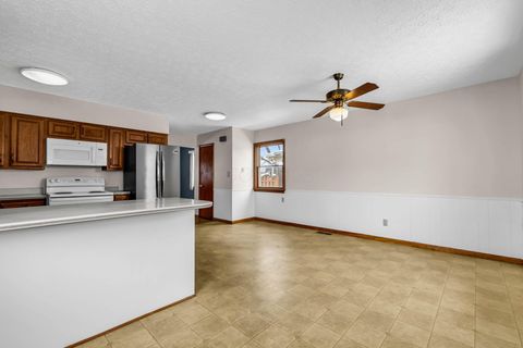 Tiny photo for 4212 Sexton Drive, Columbus, OH 43228 (MLS # 225044250)