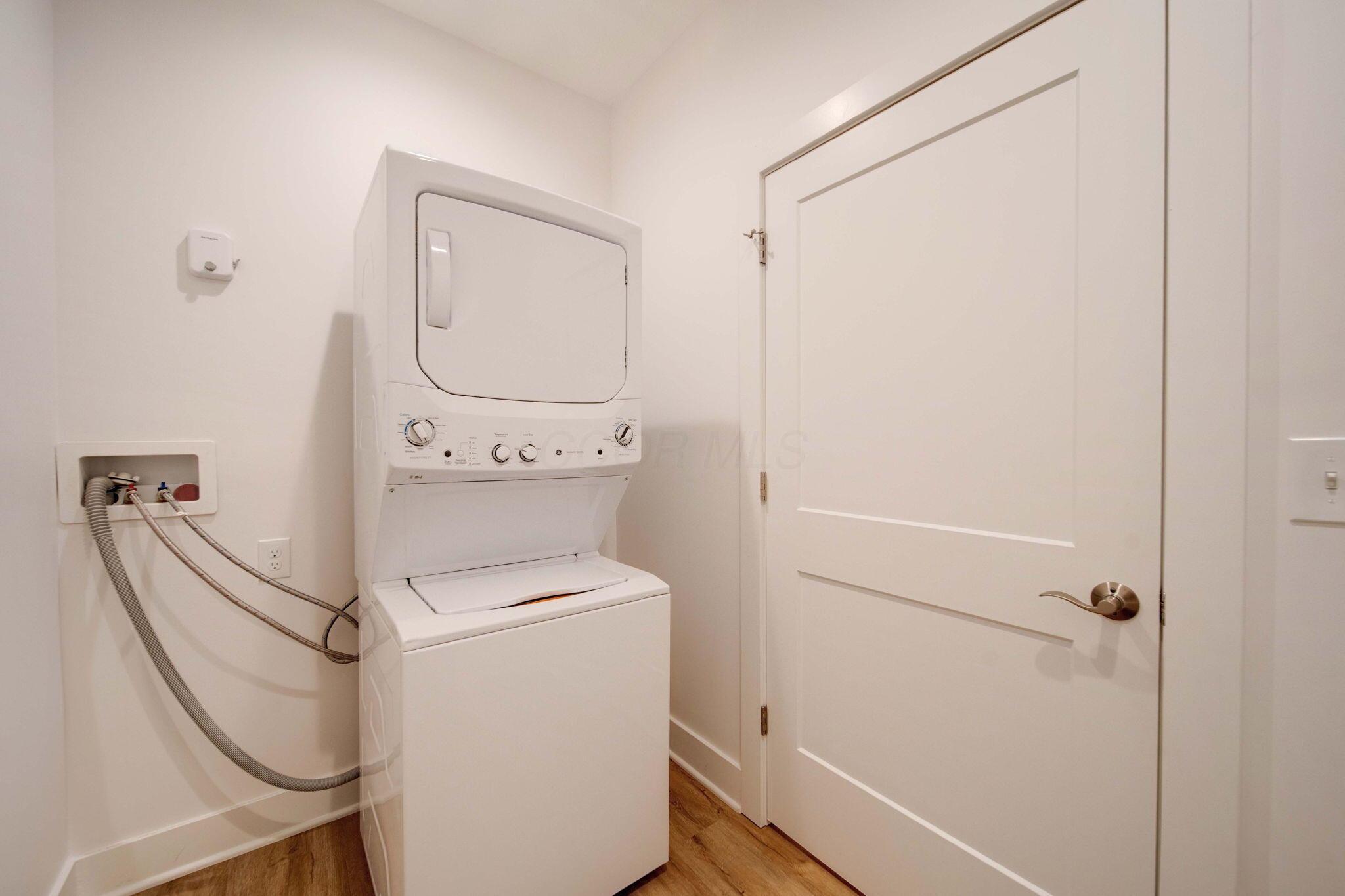 3924 Logan Court, Hilliard, Ohio image 37