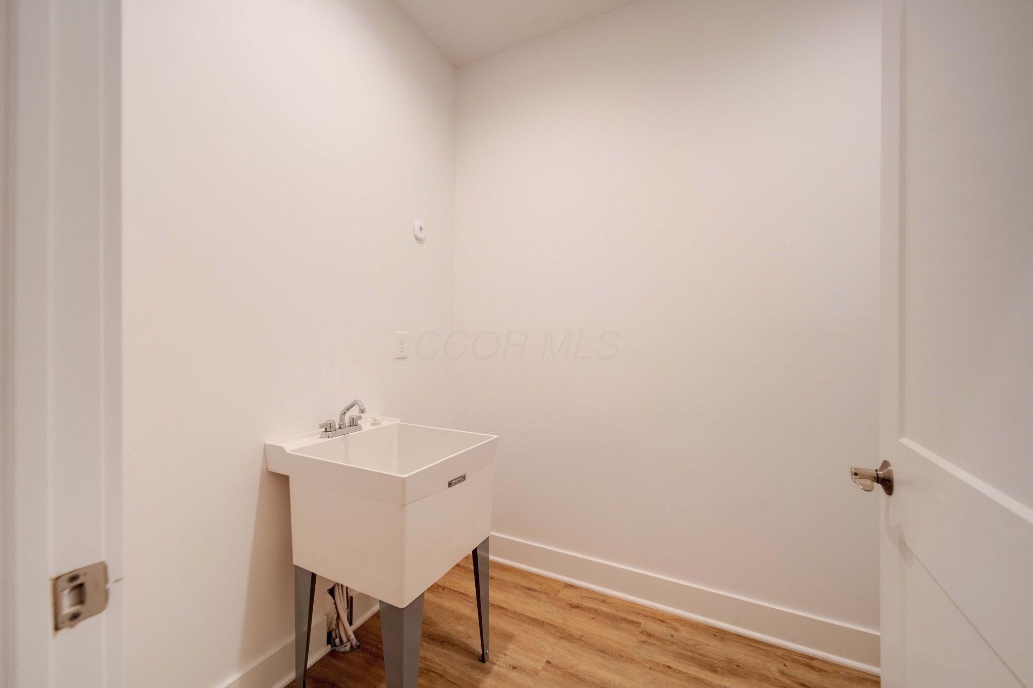 3924 Logan Court, Hilliard, Ohio image 38