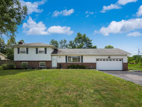 Photo of 5907 Ebright Road, Groveport, OH 43125 (MLS # 226022774)