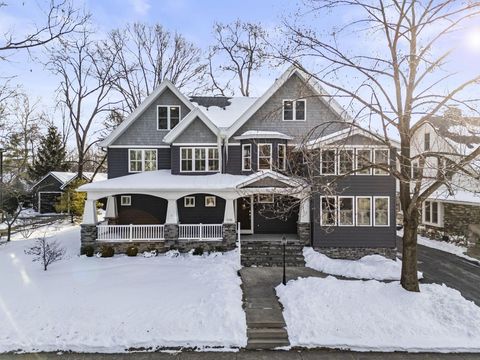 Photo of 1226 Lincoln Road, Columbus, OH 43212 (MLS # 226003463)