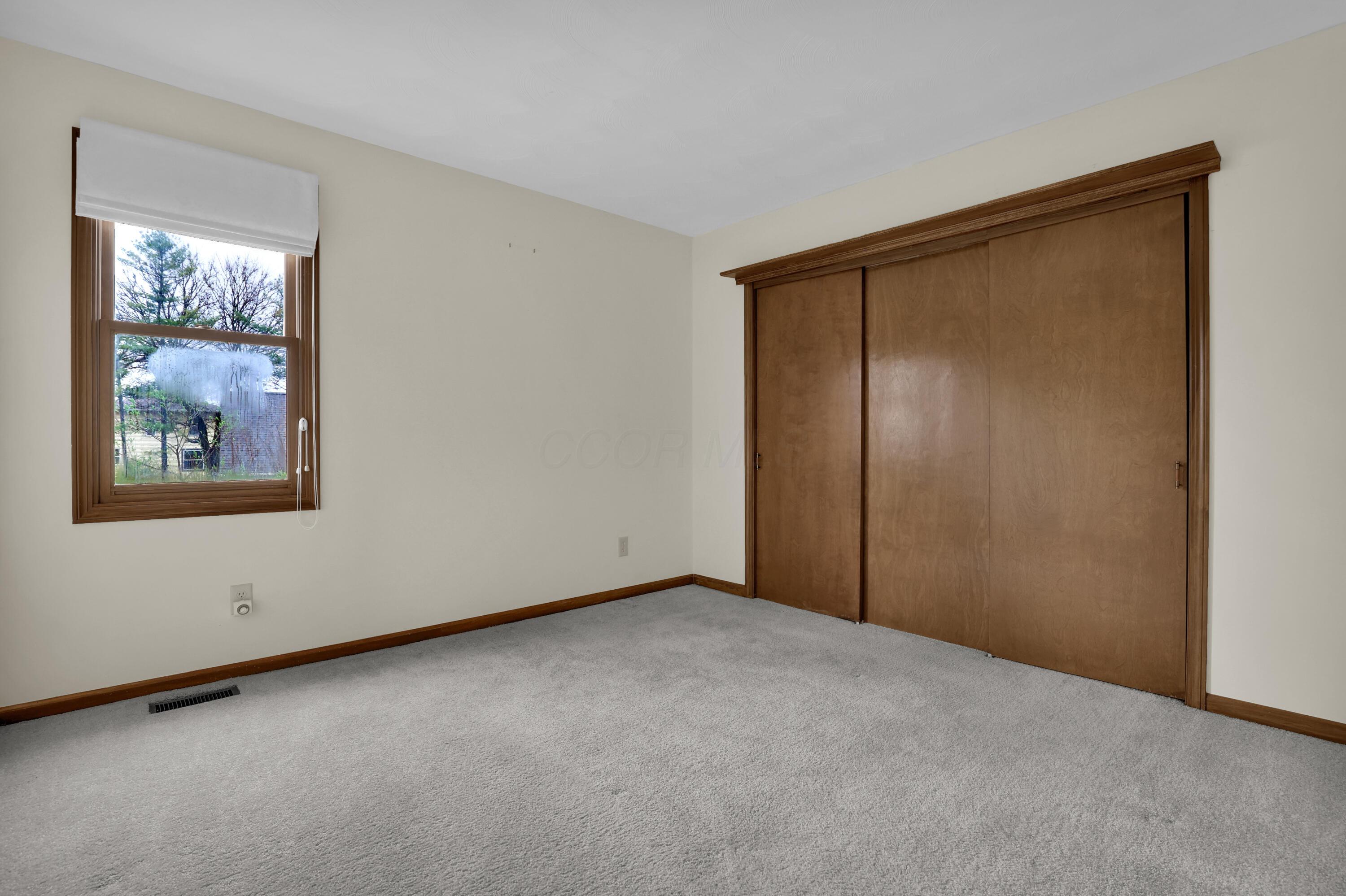 6400 Cabin Croft Drive, Galloway, Ohio image 32