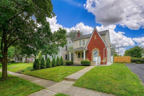 Tiny photo for 891 Vernon Road, Columbus, OH 43209 (MLS # 225037449)