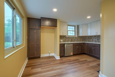 Tiny photo for 891 Vernon Road, Columbus, OH 43209 (MLS # 225037449)