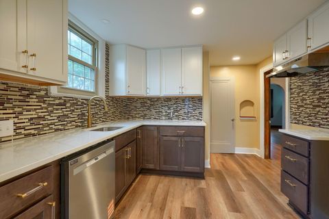 Tiny photo for 891 Vernon Road, Columbus, OH 43209 (MLS # 225037449)