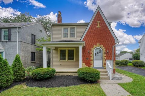 Photo of 891 Vernon Road, Columbus, OH 43209 (MLS # 225037449)