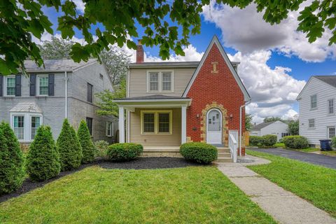 Tiny photo for 891 Vernon Road, Columbus, OH 43209 (MLS # 225037449)