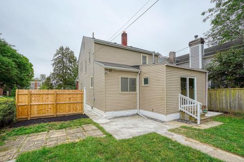 Tiny photo for 891 Vernon Road, Columbus, OH 43209 (MLS # 225037449)