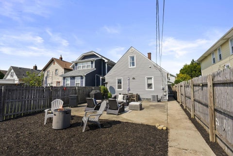 Tiny photo for 271 E Jenkins Avenue, Columbus, OH 43207 (MLS # 226035620)