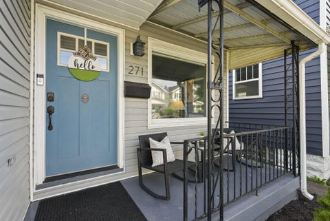 Tiny photo for 271 E Jenkins Avenue, Columbus, OH 43207 (MLS # 226035620)