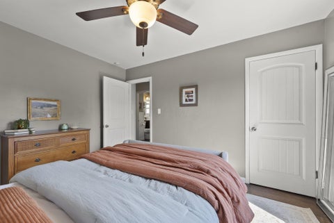 Tiny photo for 271 E Jenkins Avenue, Columbus, OH 43207 (MLS # 226035620)