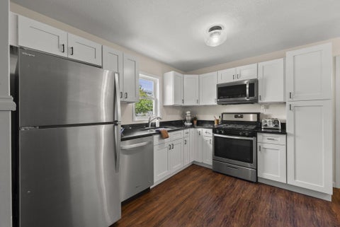 Tiny photo for 271 E Jenkins Avenue, Columbus, OH 43207 (MLS # 226035620)