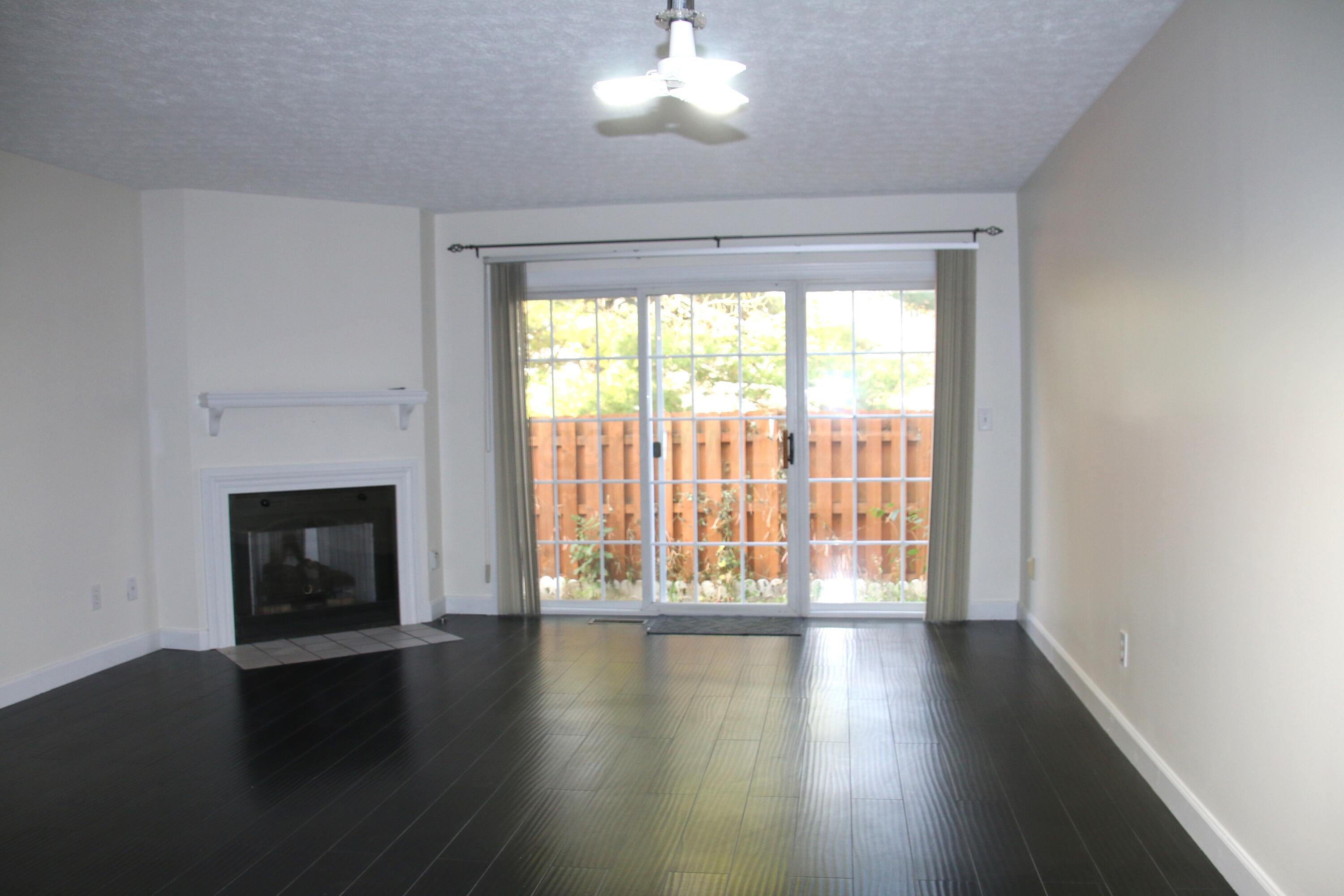 Hilliard, Ohio 43026, United States, 3 Bedrooms Bedrooms, ,3 BathroomsBathrooms,Residential,Active,238651