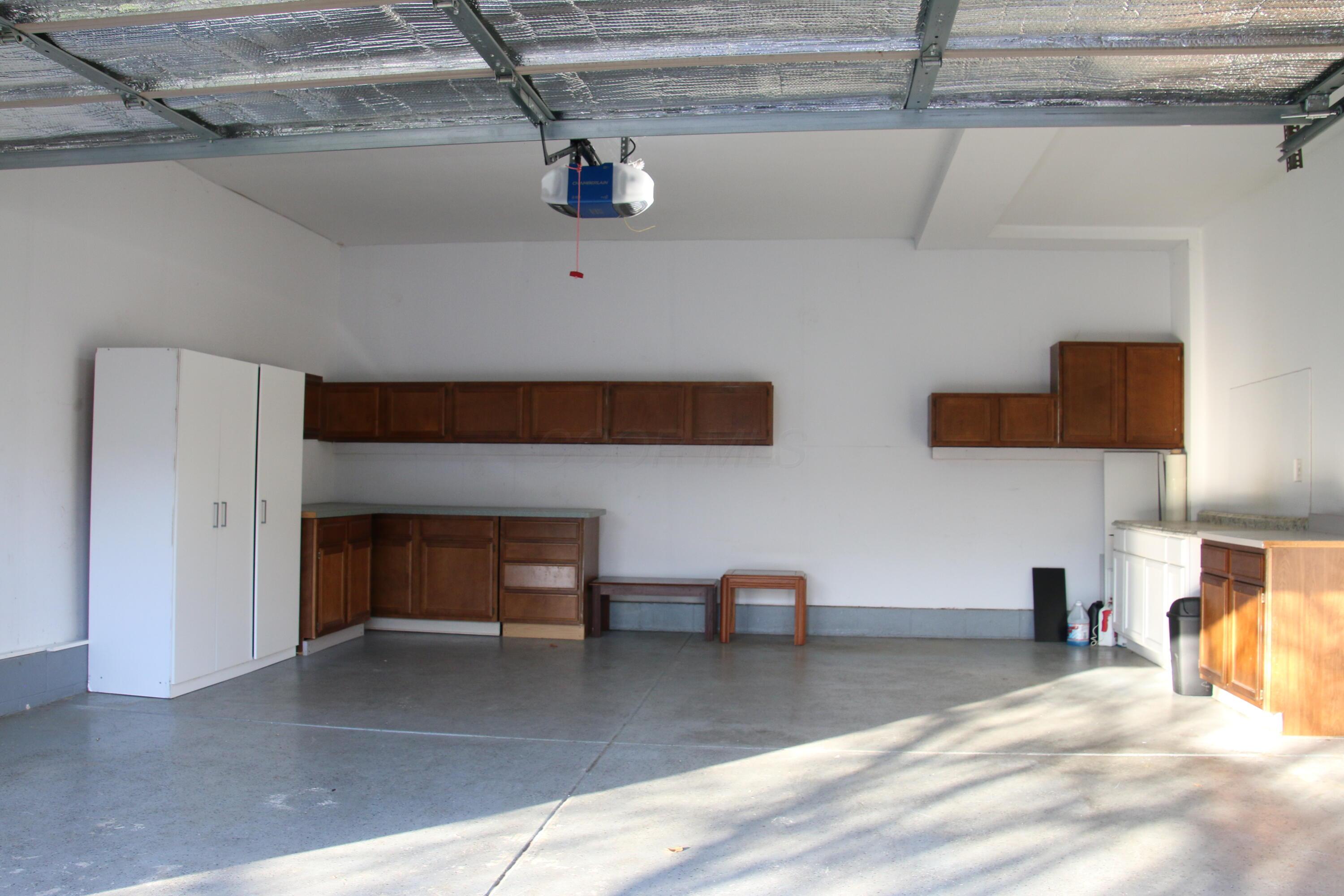 Hilliard, Ohio 43026, United States, 3 Bedrooms Bedrooms, ,3 BathroomsBathrooms,Residential,Active,238651