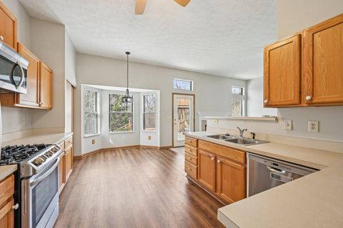 Tiny photo for 2091 Mayflower Circle, Grove City, OH 43123 (MLS # 226008100)