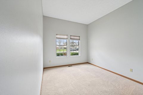 Tiny photo for 2091 Mayflower Circle, Grove City, OH 43123 (MLS # 226008100)