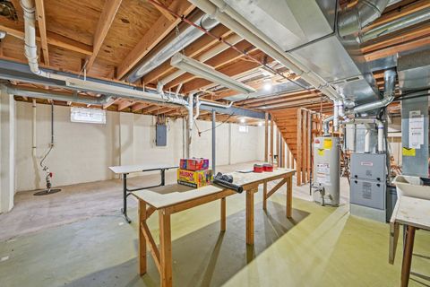 Tiny photo for 2091 Mayflower Circle, Grove City, OH 43123 (MLS # 226008100)