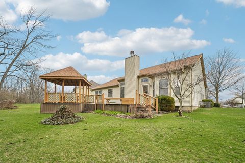 Tiny photo for 2091 Mayflower Circle, Grove City, OH 43123 (MLS # 226008100)