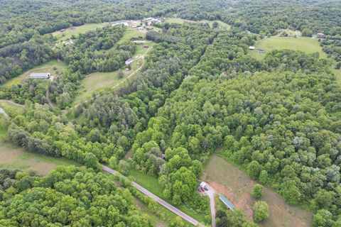 Homes For Sale - 11250 Grass Run Road<br/> Athens County, New Marshfield, OH 45766