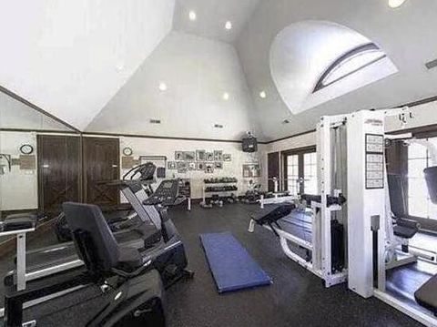 Tiny photo for 6148 Inishmore Lane, Dublin, OH 43017 (MLS # 226000821)