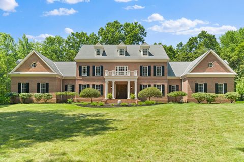 Photo of 5455 Plantation Road, Sunbury, OH 43074 (MLS # 225029282)