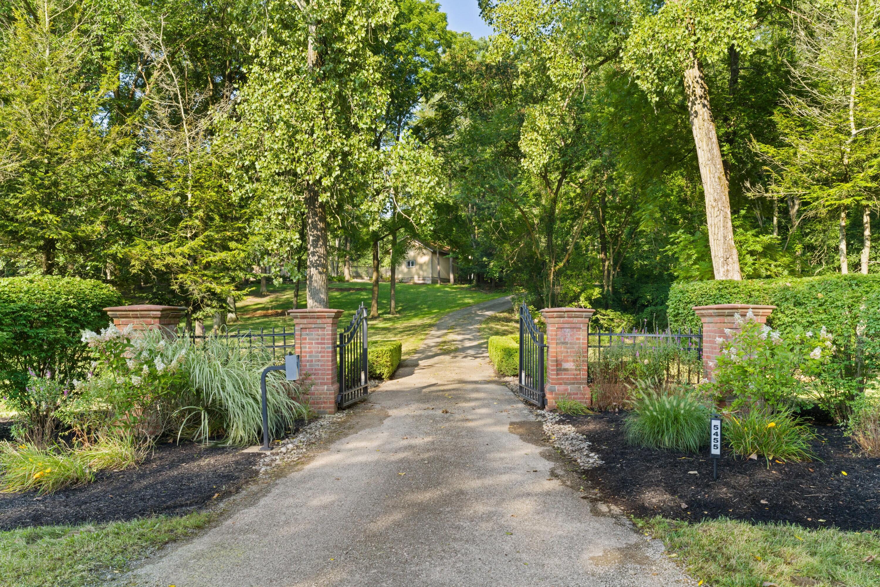 5455 Plantation Road