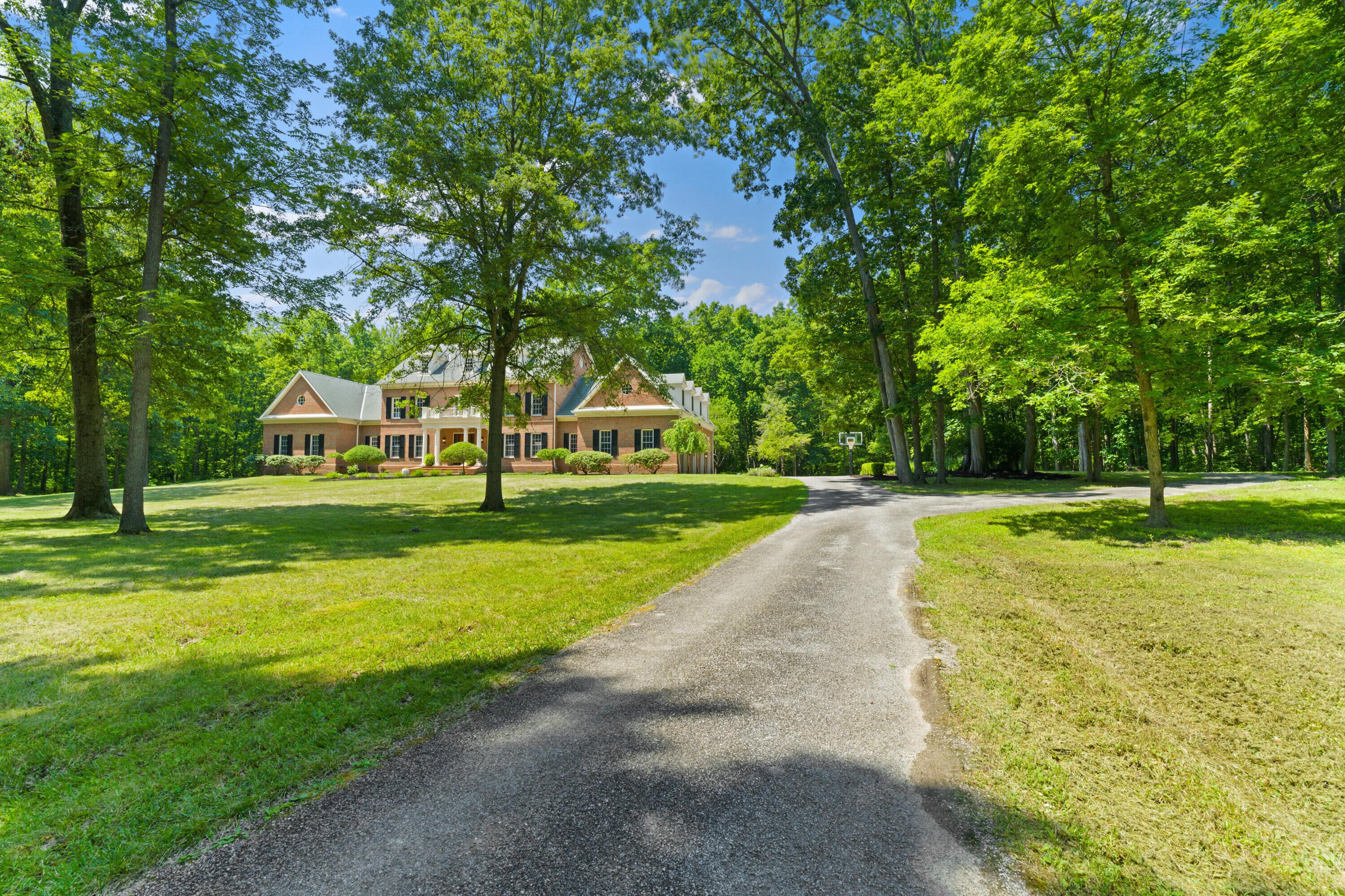 Sunbury, Ohio, 43074, United States, 5 Bedrooms Bedrooms, ,7 BathroomsBathrooms,Residential,Active,1912834