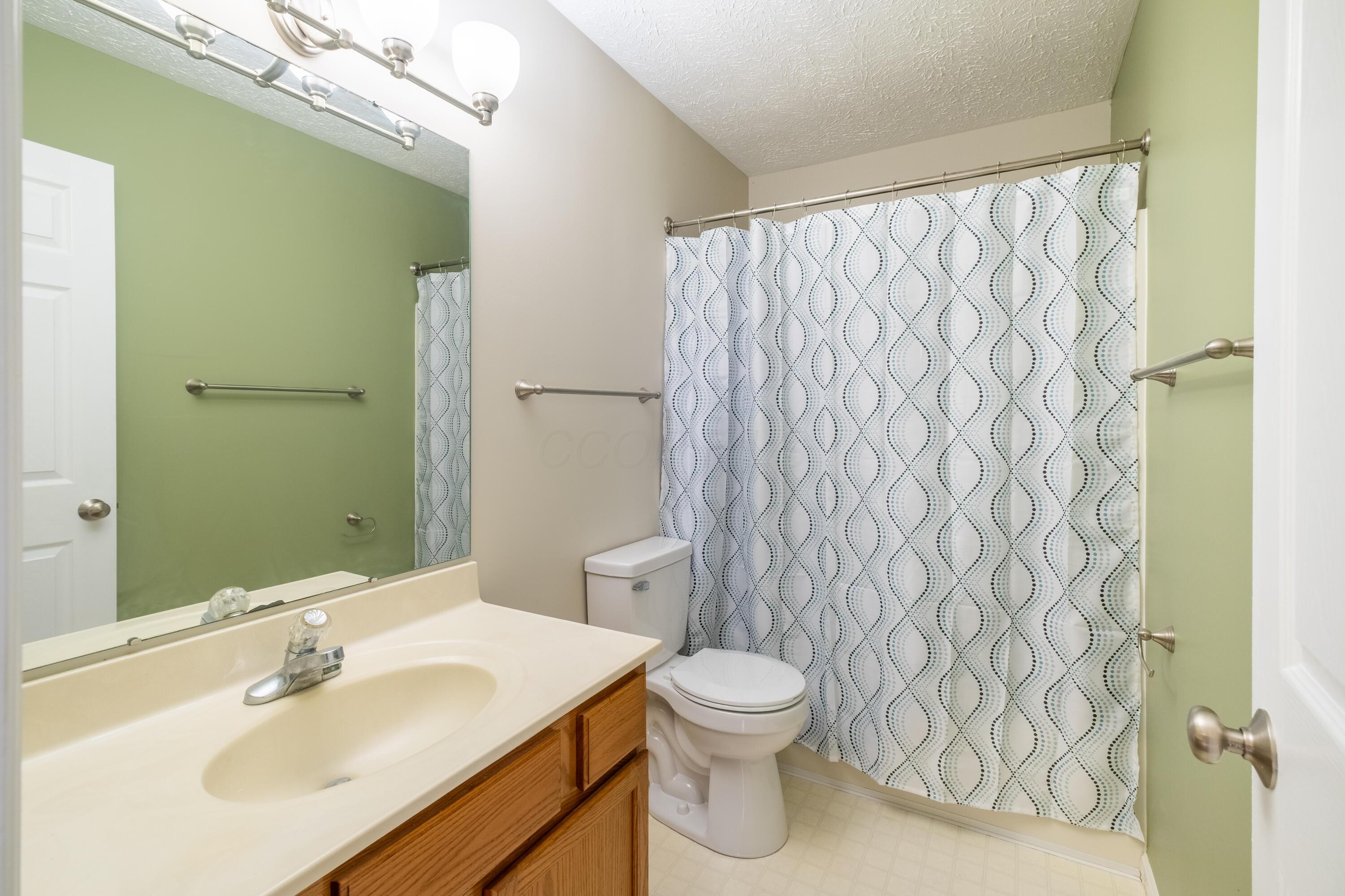 1353 Sentry Lane, Fairborn, Ohio image 25