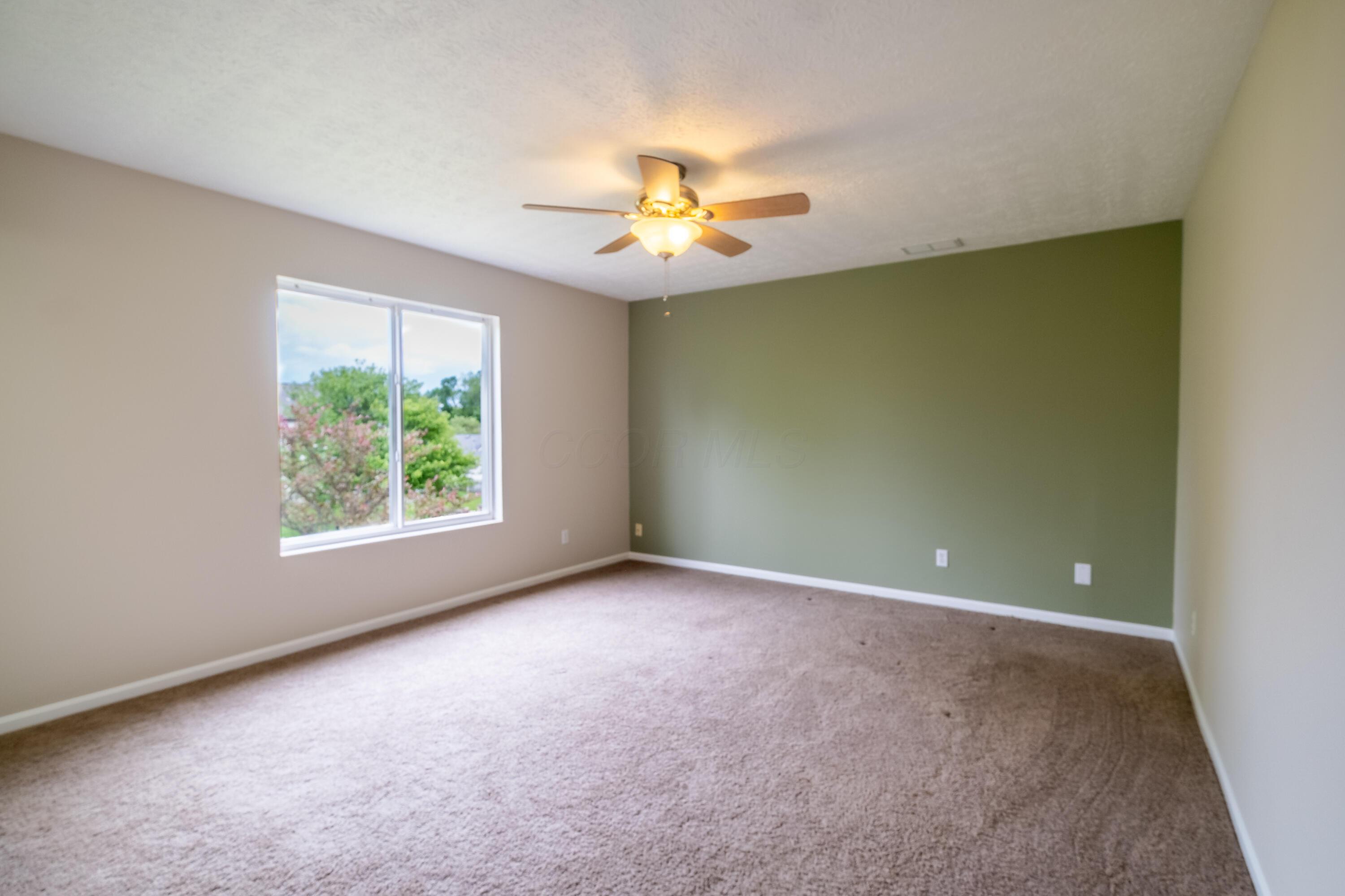 1353 Sentry Lane, Fairborn, Ohio image 24