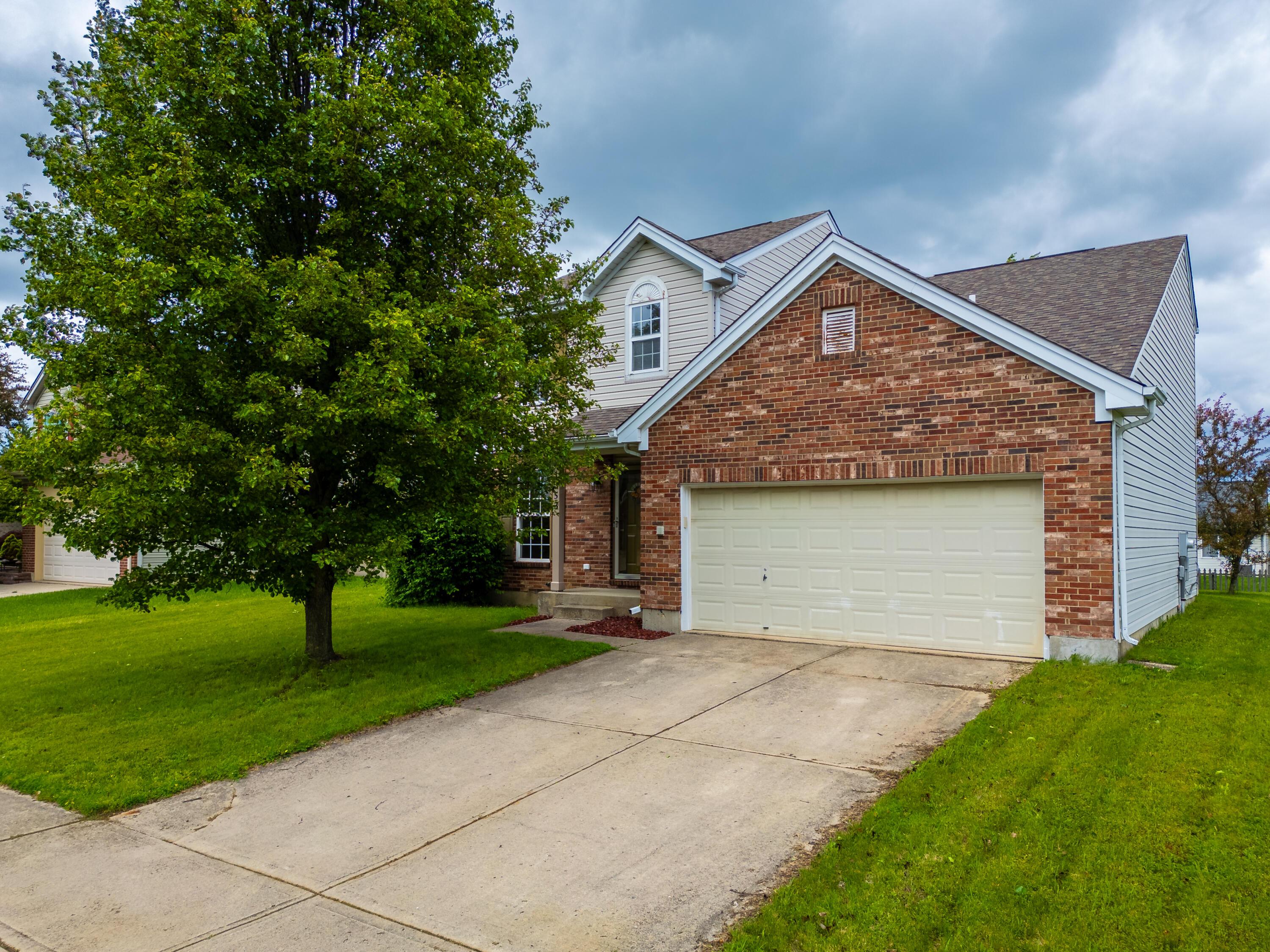 1353 Sentry Lane, Fairborn, Ohio image 44