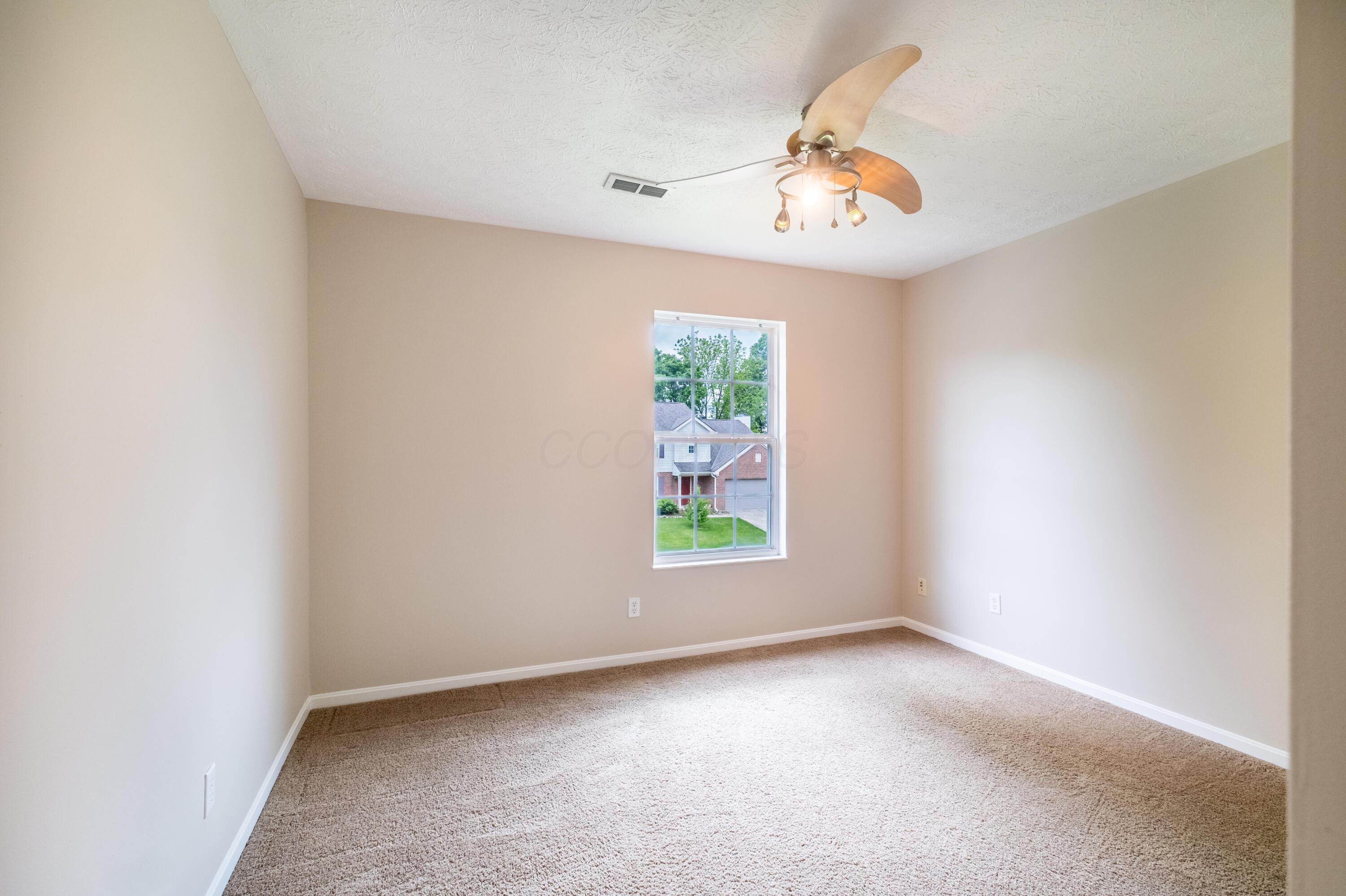 1353 Sentry Lane, Fairborn, Ohio image 30