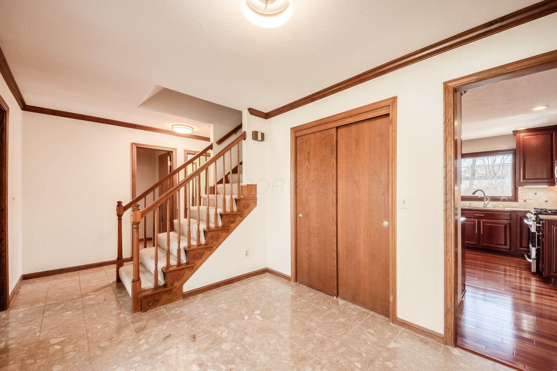 7151 Blessington Court, Dublin, Ohio image 3
