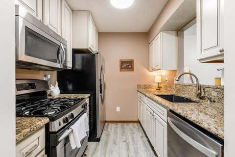 Tiny photo for 1649 Bennigan Drive 174D #174D, Hilliard, OH 43026 (MLS # 226028090)