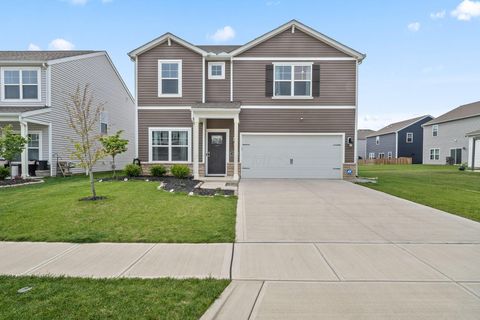 Photo of 1563 Raley Way, Columbus, OH 43228 (MLS # 226014569)