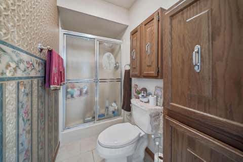 Tiny photo for 400 Maple Drive, Columbus, OH 43228 (MLS # 226030029)