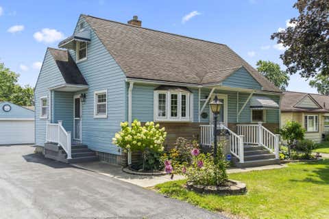 Tiny photo for 400 Maple Drive, Columbus, OH 43228 (MLS # 226030029)