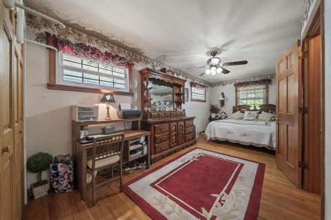 Tiny photo for 400 Maple Drive, Columbus, OH 43228 (MLS # 226030029)