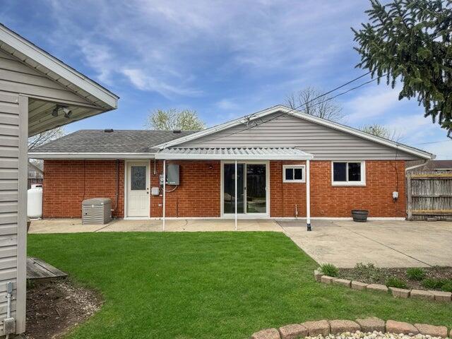 4610 Blough Drive, Enon, Ohio image 8