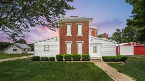 Photo of 5810 Bickel Church Road NW, Pickerington, OH 43147 (MLS # 225018596)