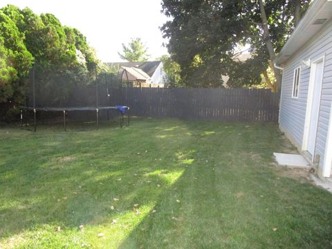 Tiny photo for 3159 Vauxhall Drive, Columbus, OH 43204 (MLS # 225037596)