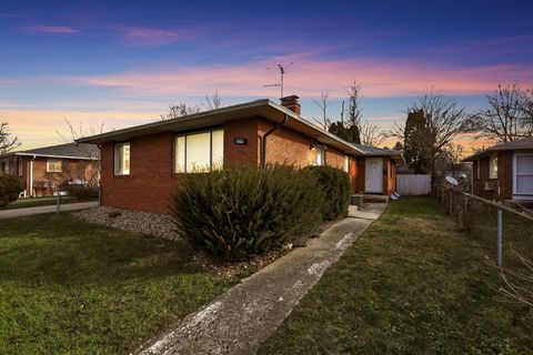 Photo of 1666-1668 Carstare Drive, Columbus, OH 43227 (MLS # 225044549)