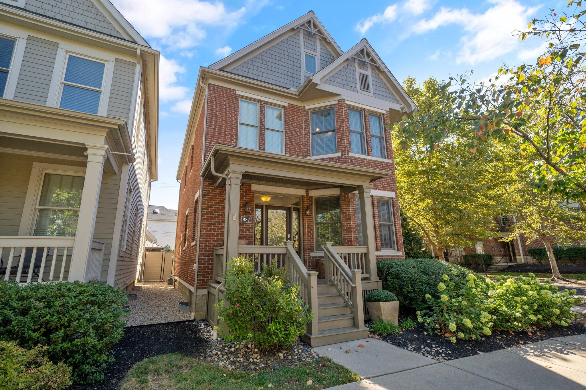 View Columbus, OH 43201 house