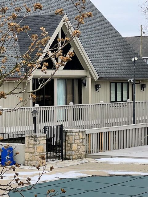 Tiny photo for 655 Providence Avenue B #B, Columbus, OH 43214 (MLS # 226003251)