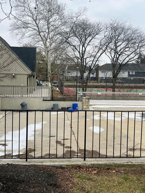 Tiny photo for 655 Providence Avenue B #B, Columbus, OH 43214 (MLS # 226003251)